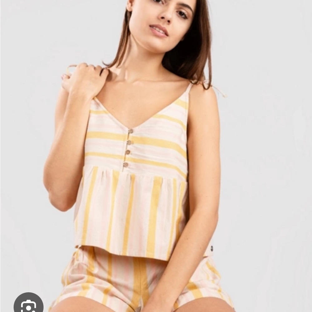 NWOT Roxy Pink and Yellow Striped Top